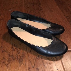 LC Lauren Conrad Scalloped Flats
